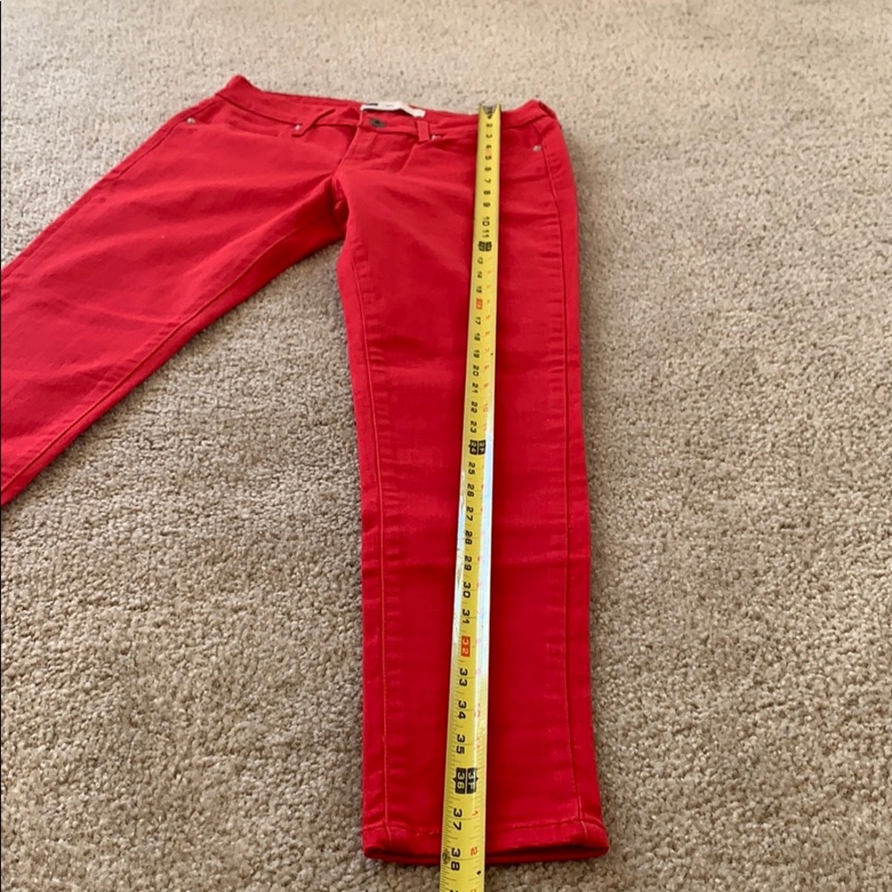 ☘️NWOT ☘️Red LEVIS size 6M W28L32 - Picture 8 of 15